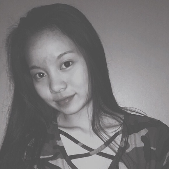 Meet your Posher, Alice - Picture 1 of 1